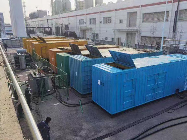 向阳380V和690V电压的电缆线相同吗?