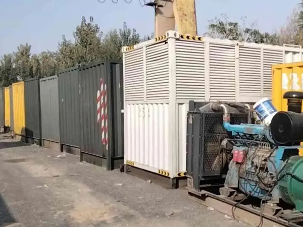 向阳200KW柴油发电机机组每小时油耗是多少?