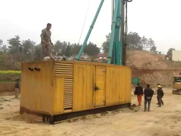 向阳如何判断水冷式机油散热器密封件是否需要更换?